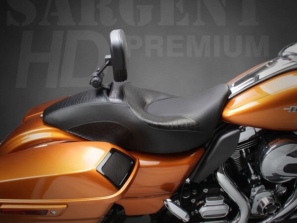 HARLEY-DAVIDSON - FLH/FLT 2008+ - Sargent HD Premium Fastback Seat with Backrest